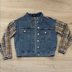 Blue B Women's Blue Denim & Tan Plaid Sleeve Jacket